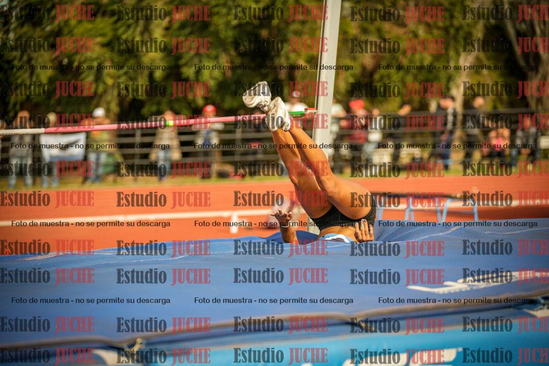 Fotos del salto en alto de mujeres - combinadas 2