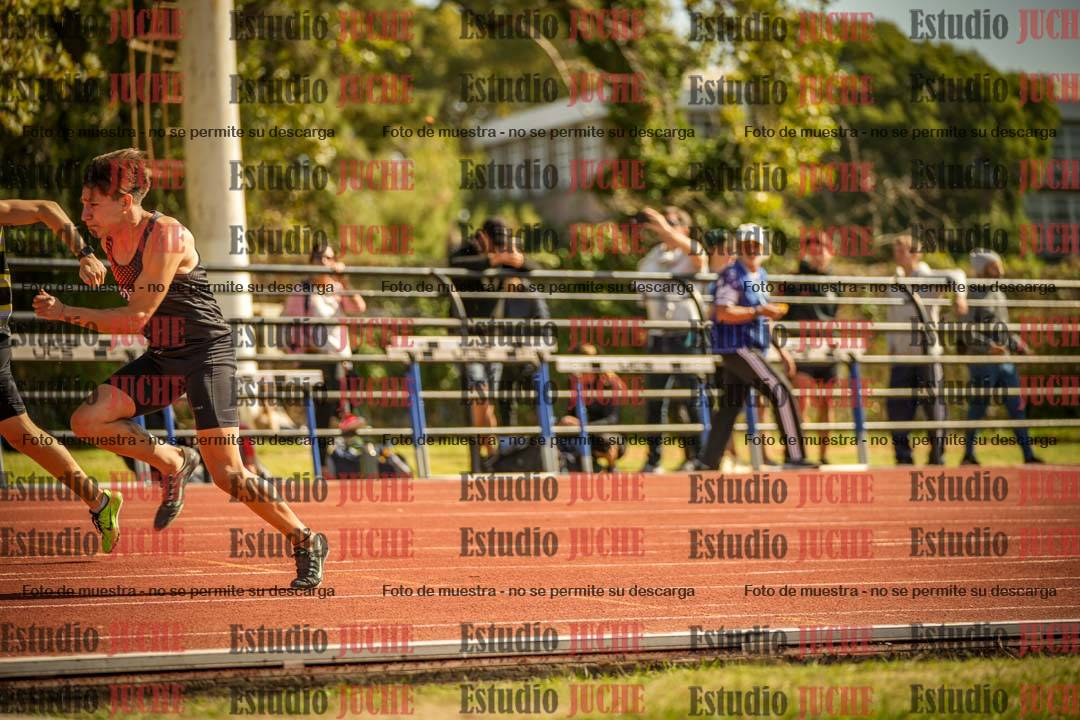 Fotos de los 100 m llanos de varones