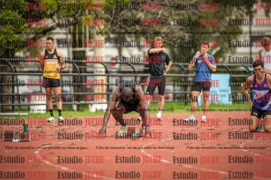 Fotos de los 200 m llanos de varones