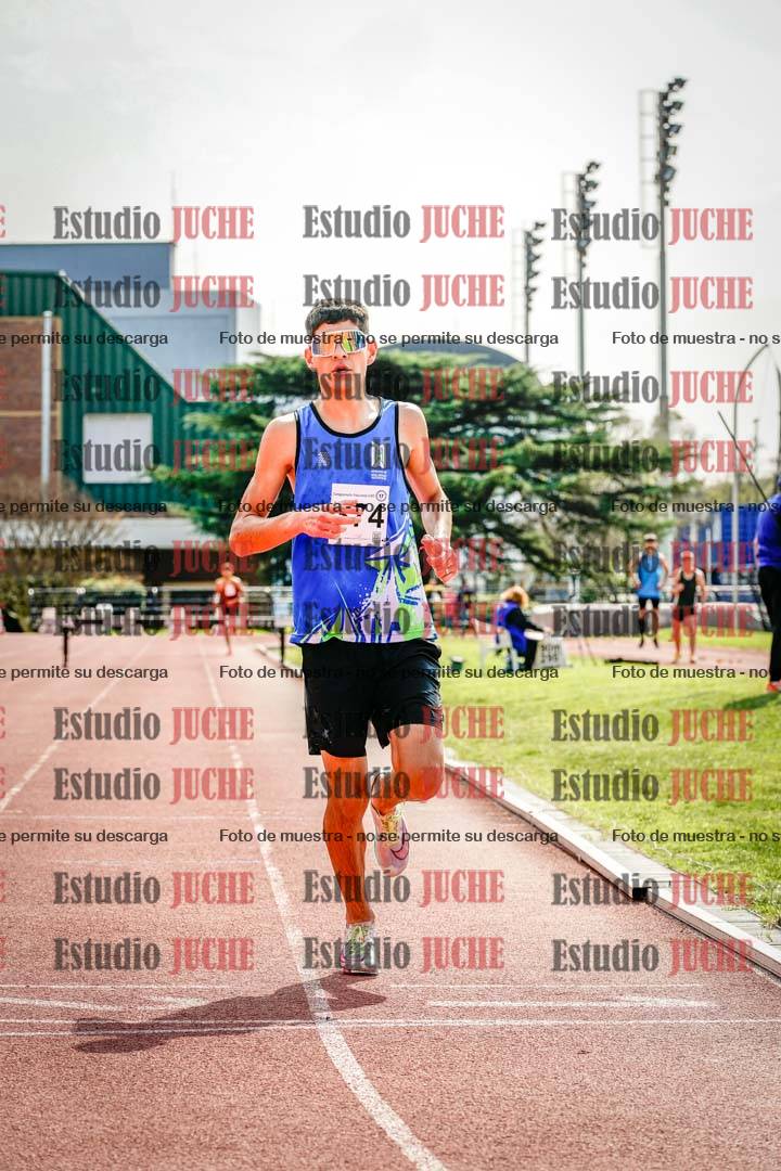 Fotos de los 1500 m con obstáculos de varones