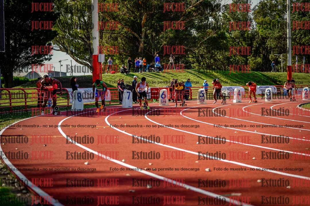 Fotos de los 200 m llanos de varones