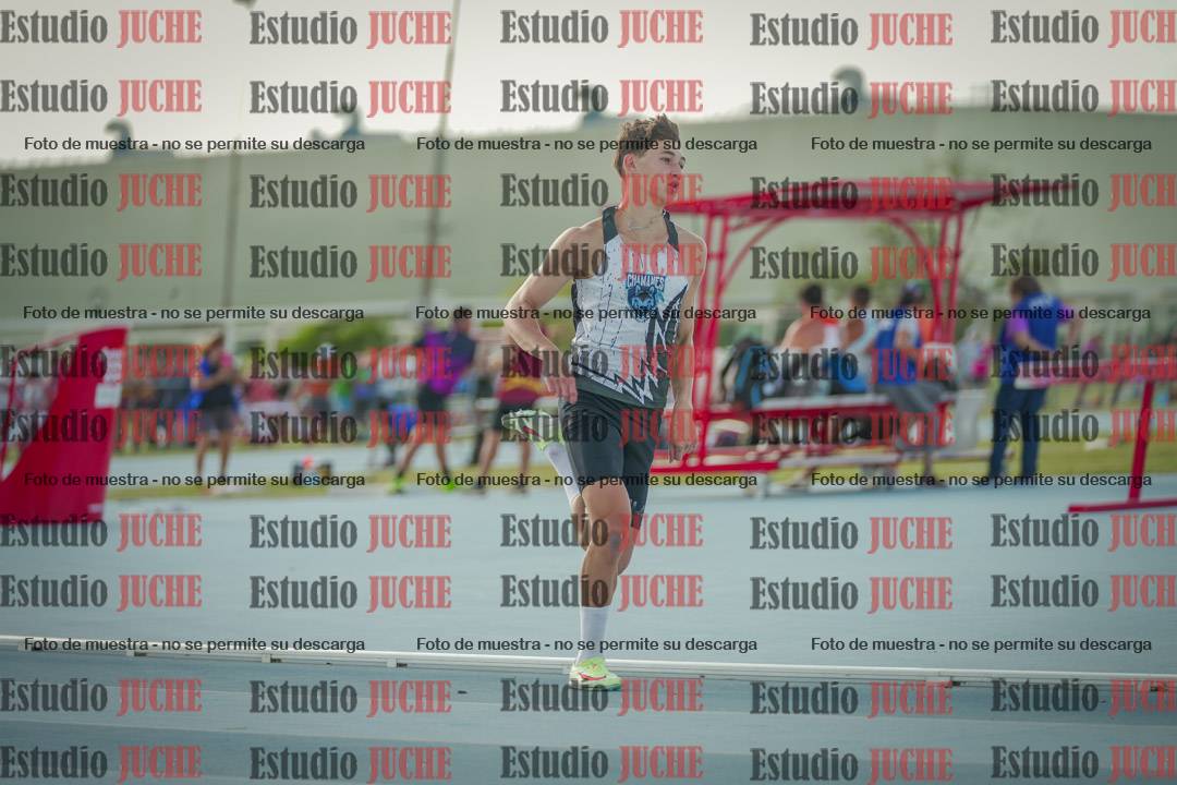 Fotos de los 400 m llanos de varones