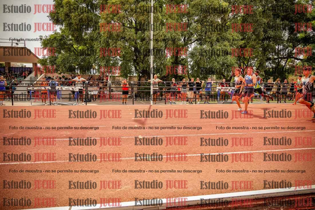 Fotos de los 100 m llanos de varones