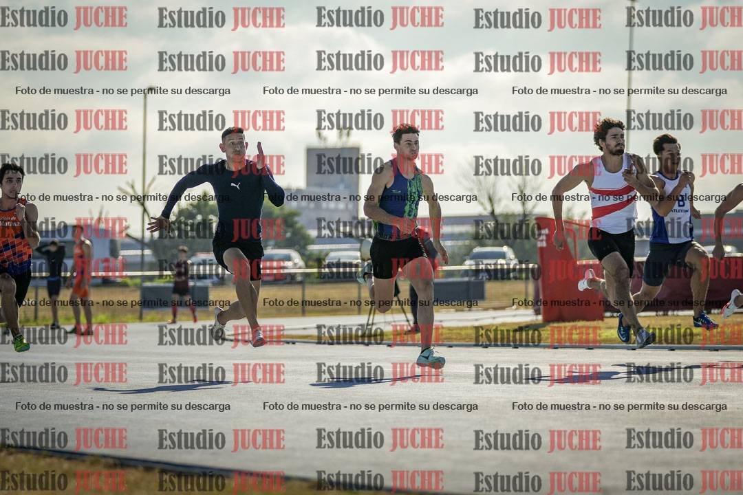Fotos de los 100 m llanos de varones
