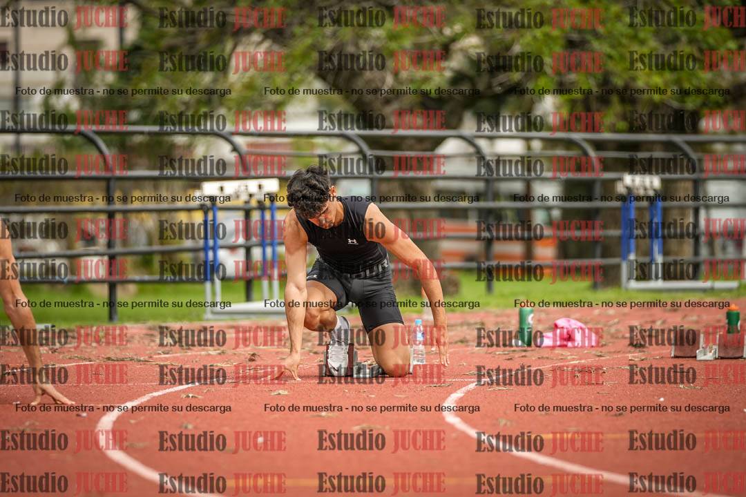 Fotos de los 200 m llanos de varones