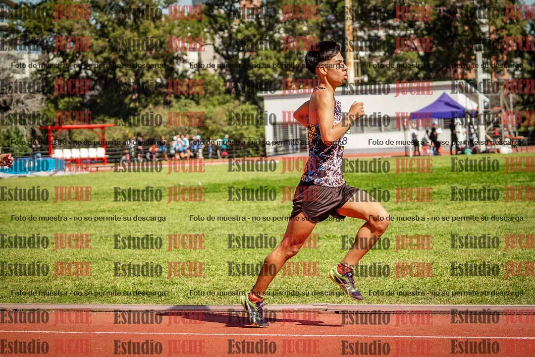 Fotos de los 2400 m de varones