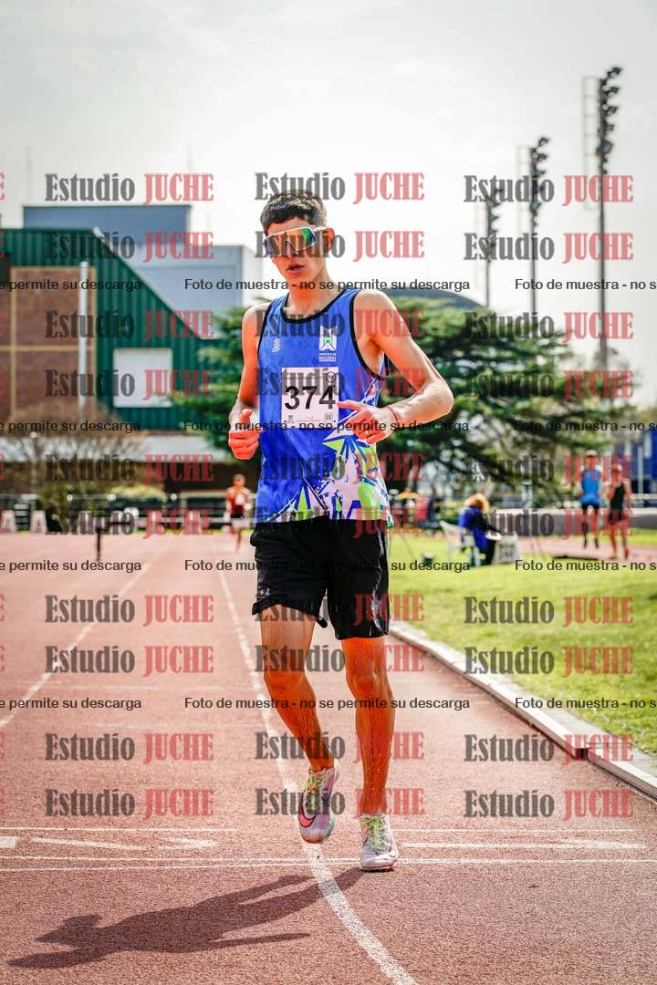 Fotos de los 1500 m con obstáculos de varones
