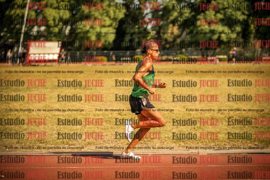 Fotos de los 3000 m llanos de varones