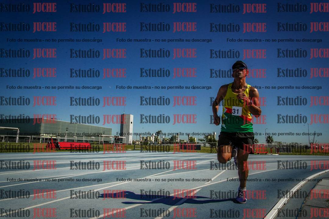 Fotos de los 5000 m de mujeres y varones - serie 2