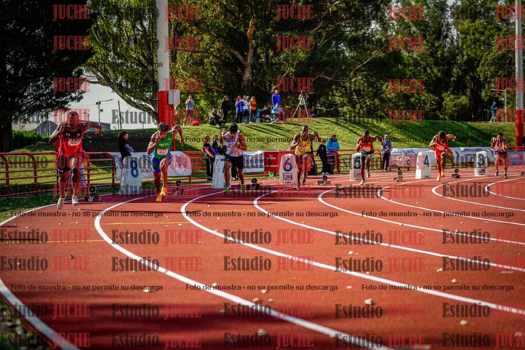 Fotos de los 200 m llanos de varones