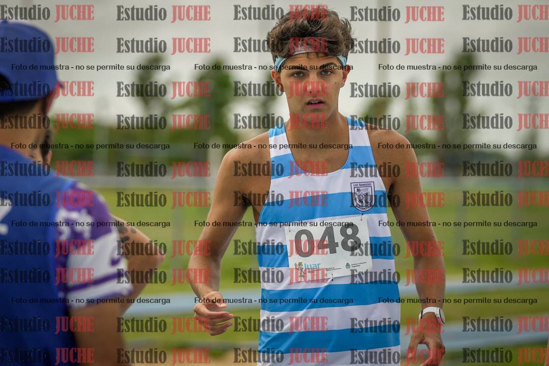 Fotos de los 1000 m llanos de varones