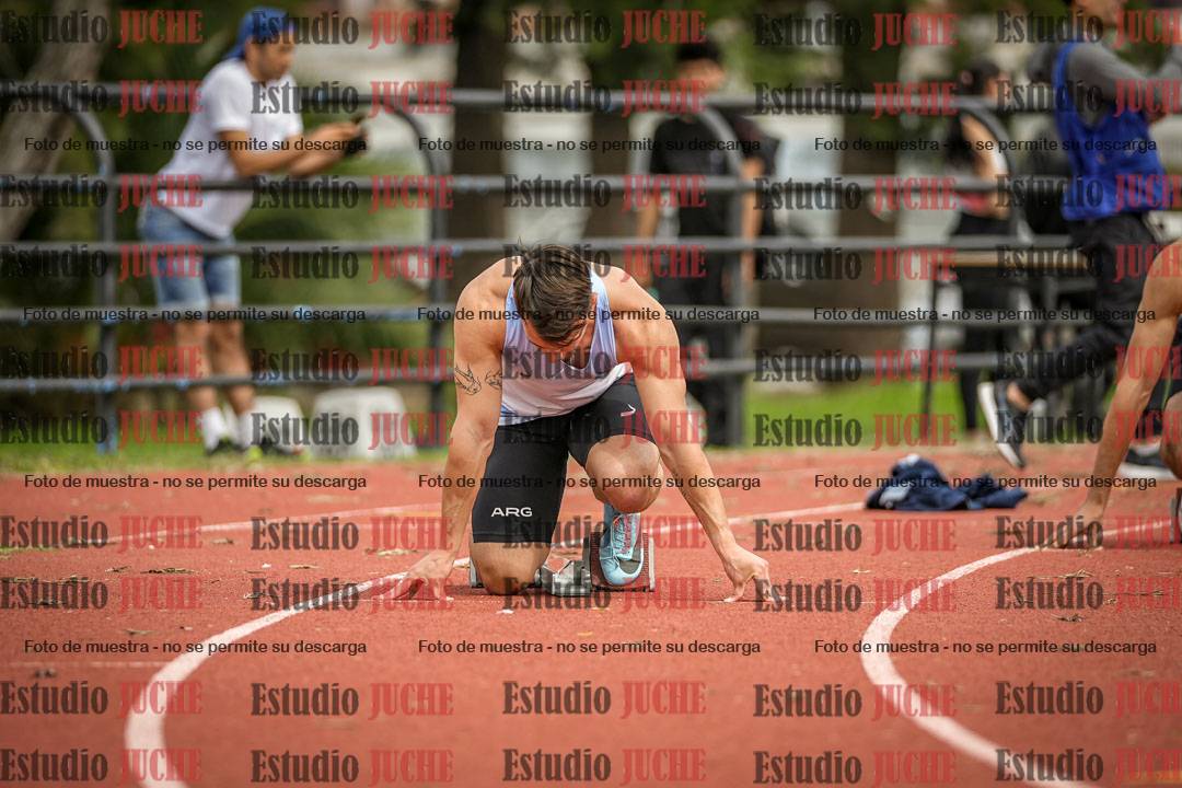 Fotos de los 200 m llanos de varones