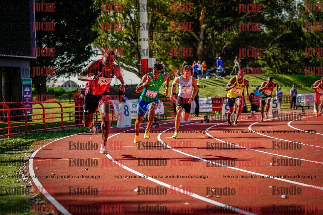 Fotos de los 200 m llanos de varones