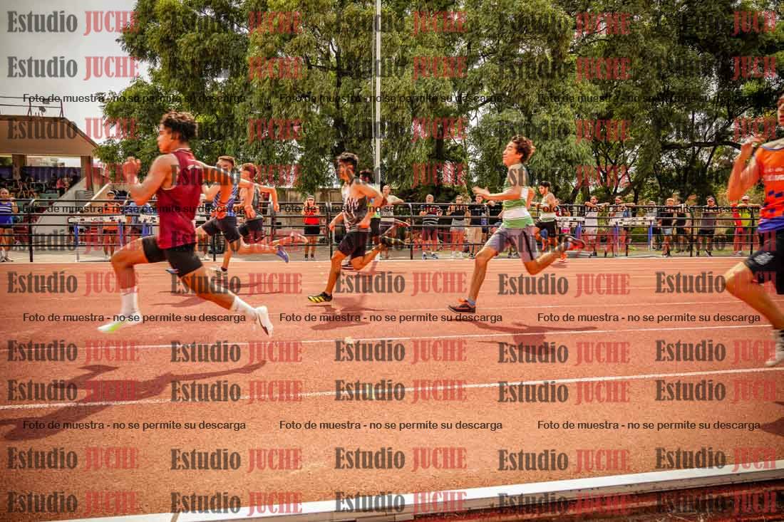 Fotos de los 100 m llanos de varones