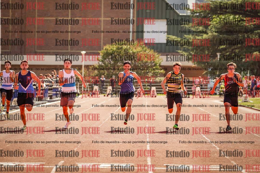 Fotos de los 100 m llanos de varones