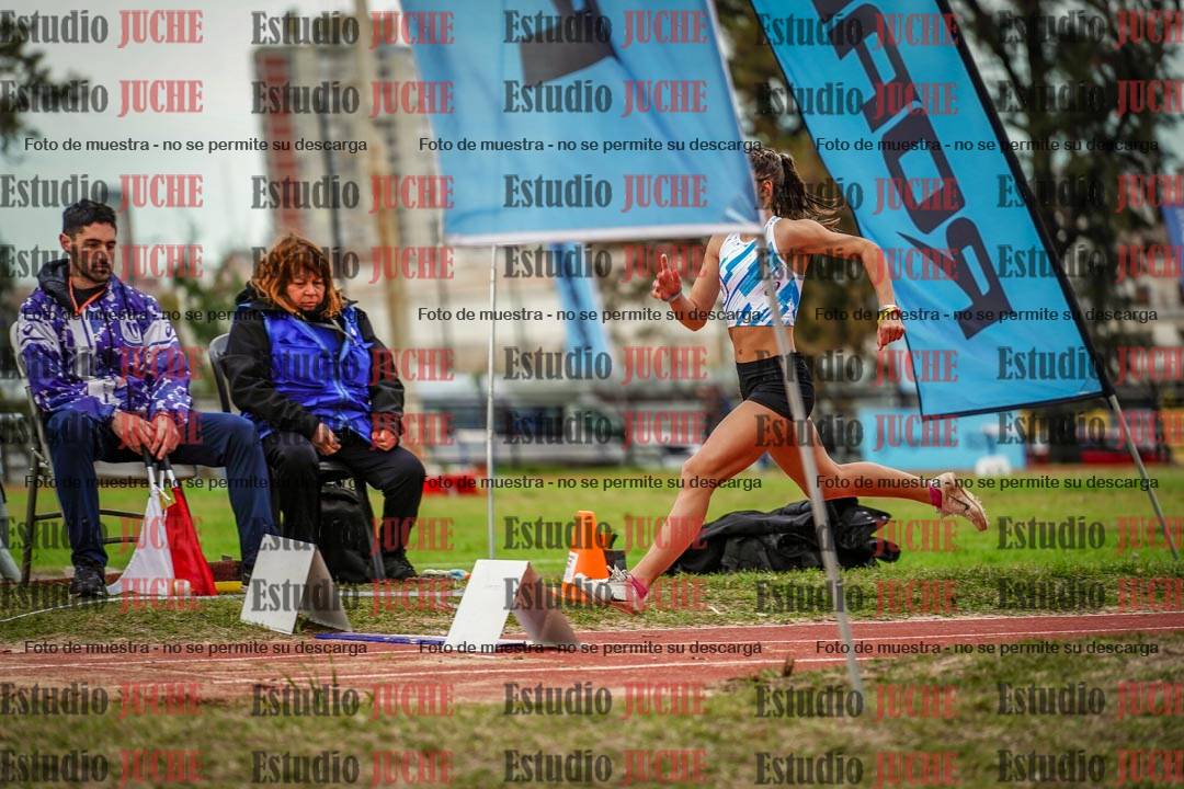 Fotos del salto en largo de mujeres - heptatlón 5