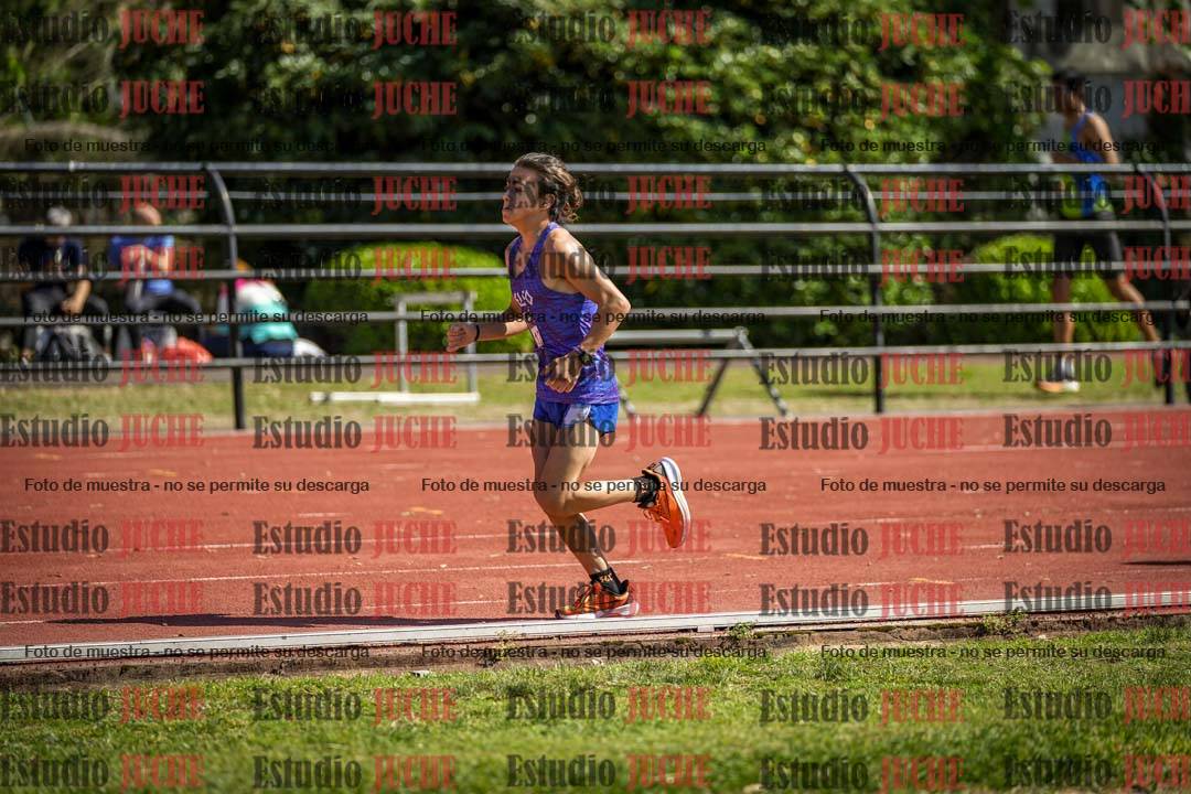 Fotos de los 2400 m de varones