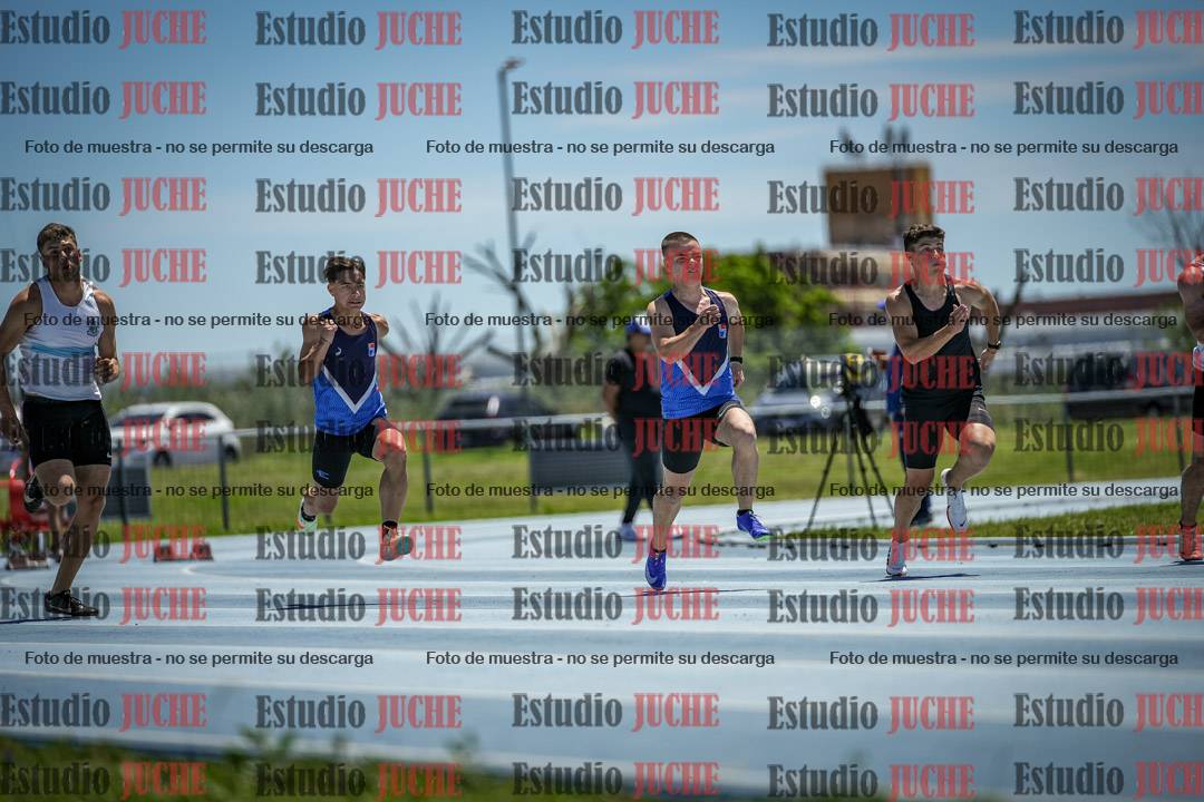 Fotos de los 100 m llanos de varones