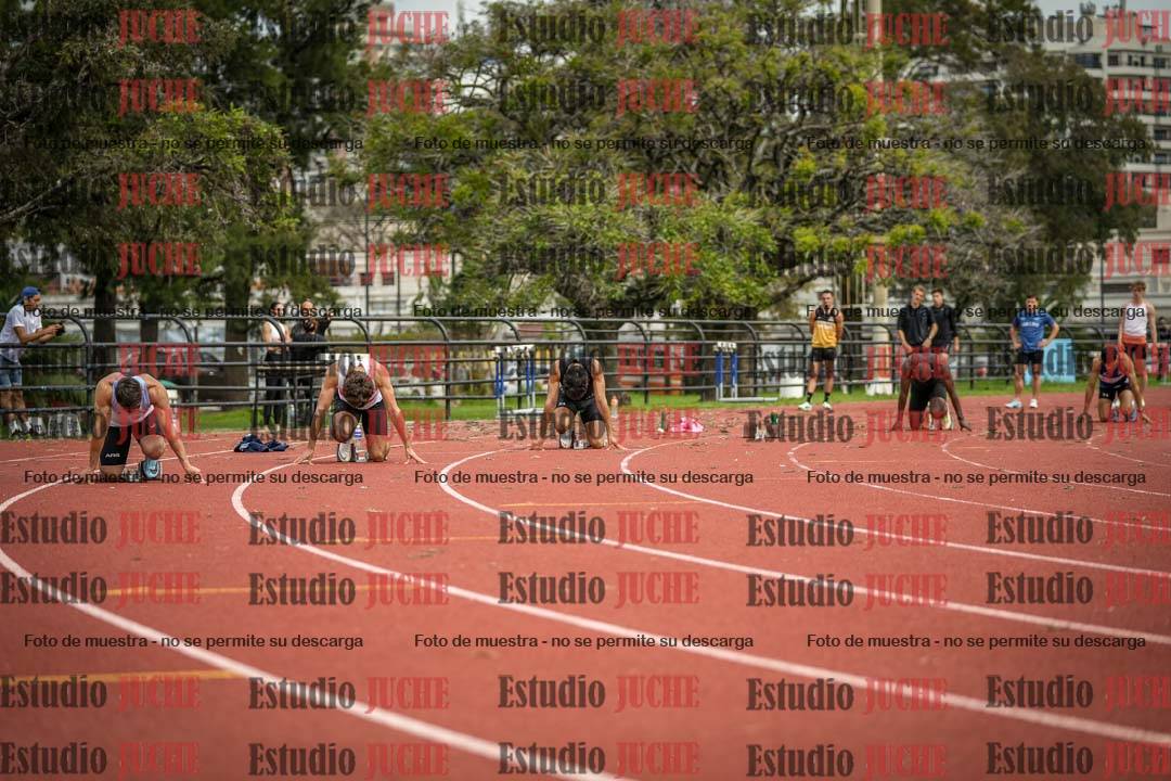 Fotos de los 200 m llanos de varones