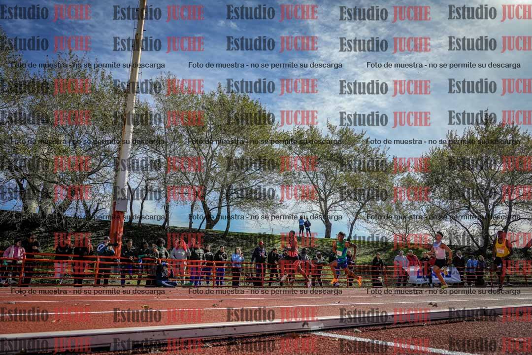Fotos de los 200 m llanos de varones