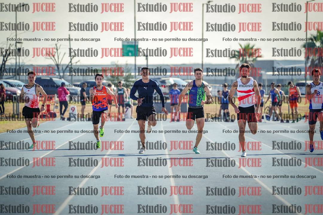 Fotos de los 100 m llanos de varones