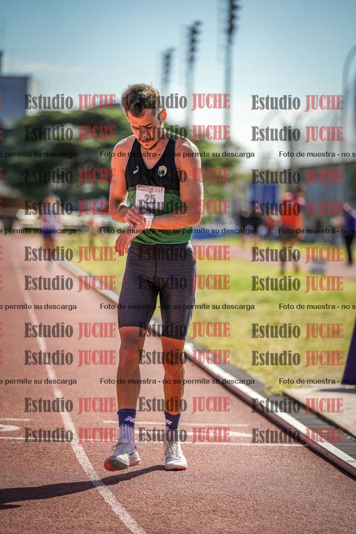 Fotos de los 10.000 m de varones - serie 1