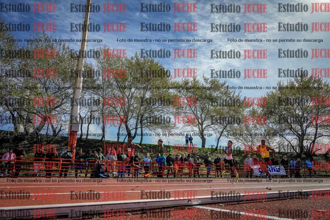 Fotos de los 200 m llanos de varones