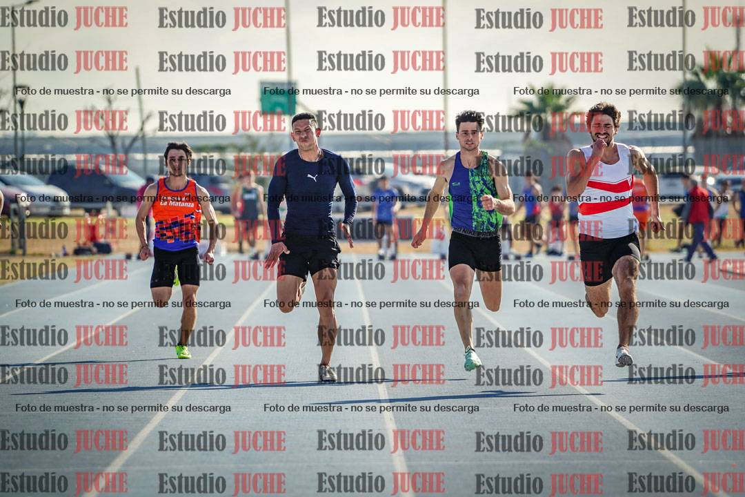 Fotos de los 100 m llanos de varones