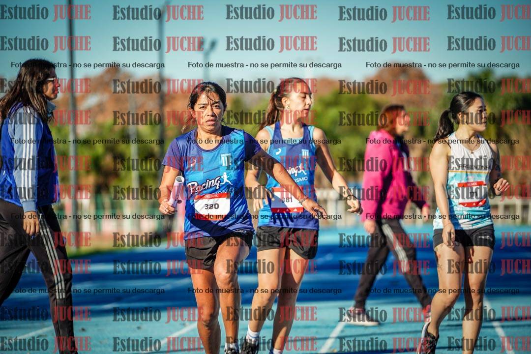 Fotos durante los relevos