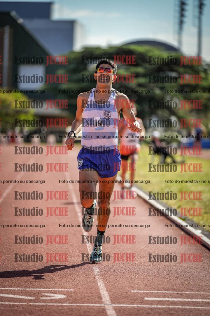 Fotos de los 10.000 m de varones - serie 1
