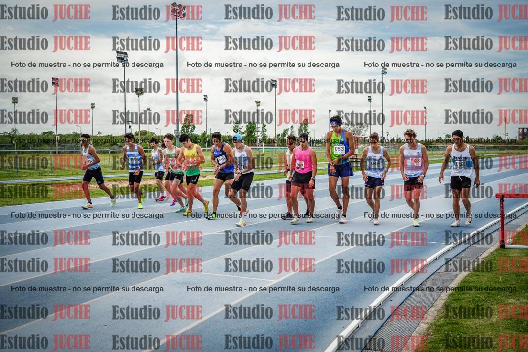 Fotos de los 1000 m llanos de varones