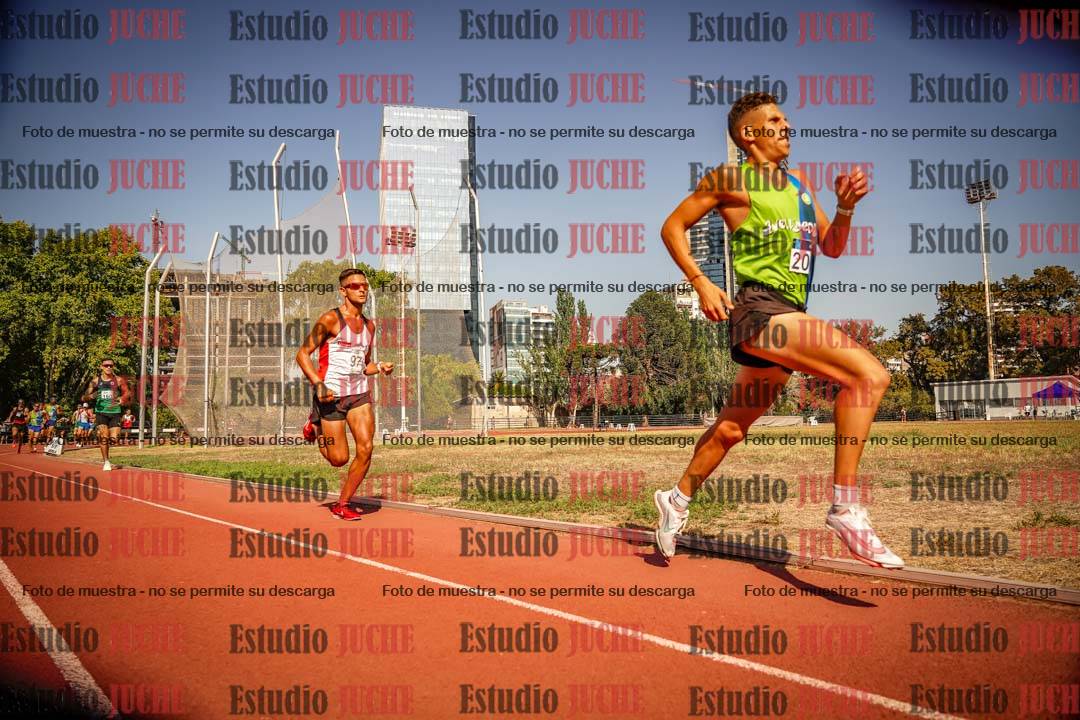 Fotos de los 3000 m llanos de varones