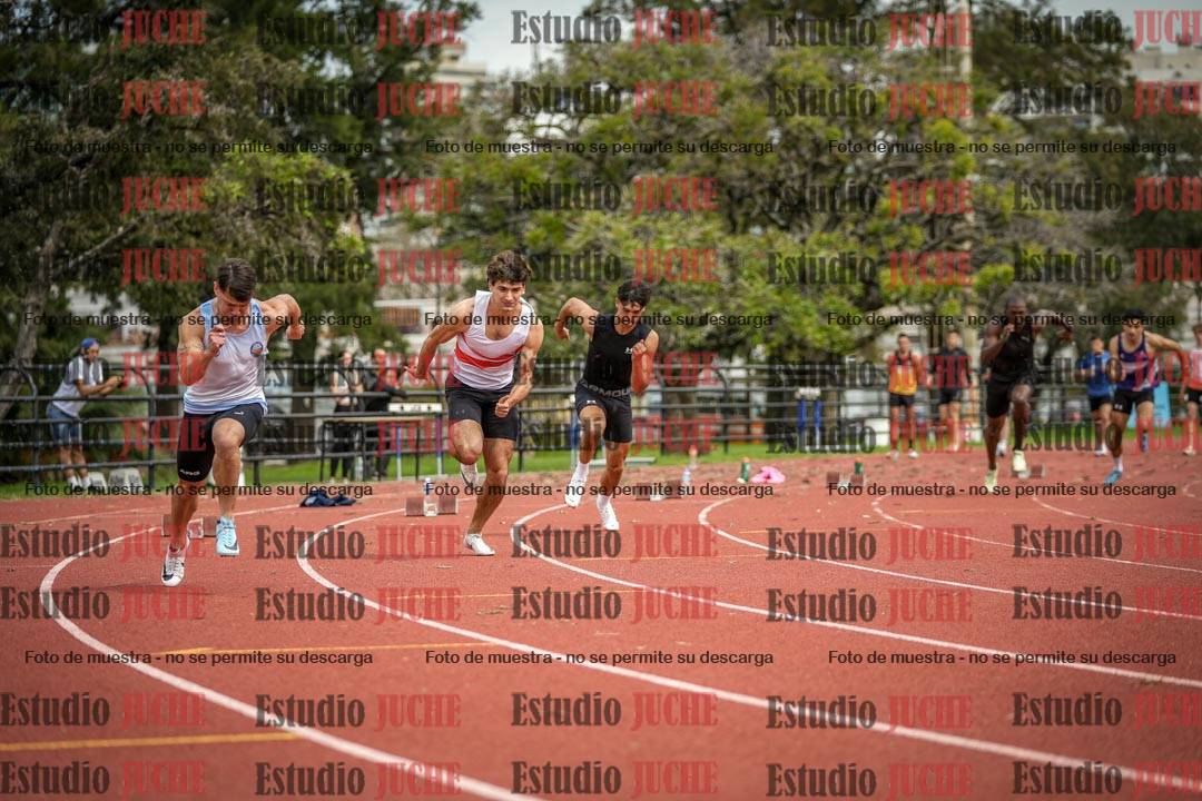 Fotos de los 200 m llanos de varones