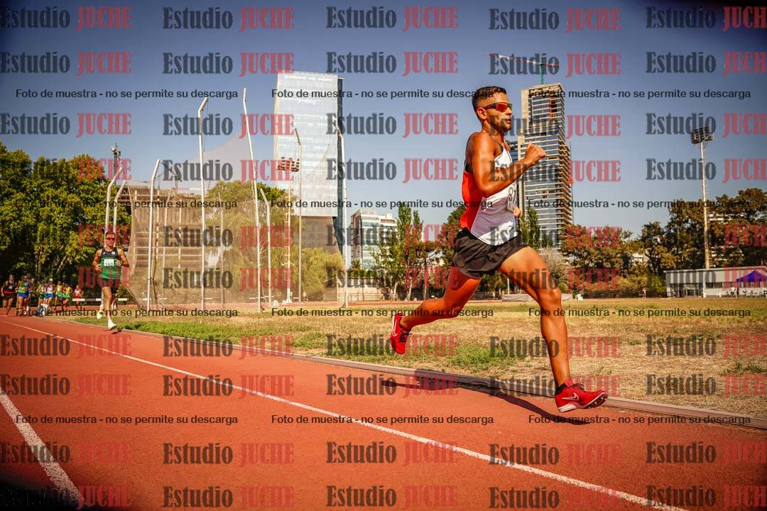 Fotos de los 3000 m llanos de varones