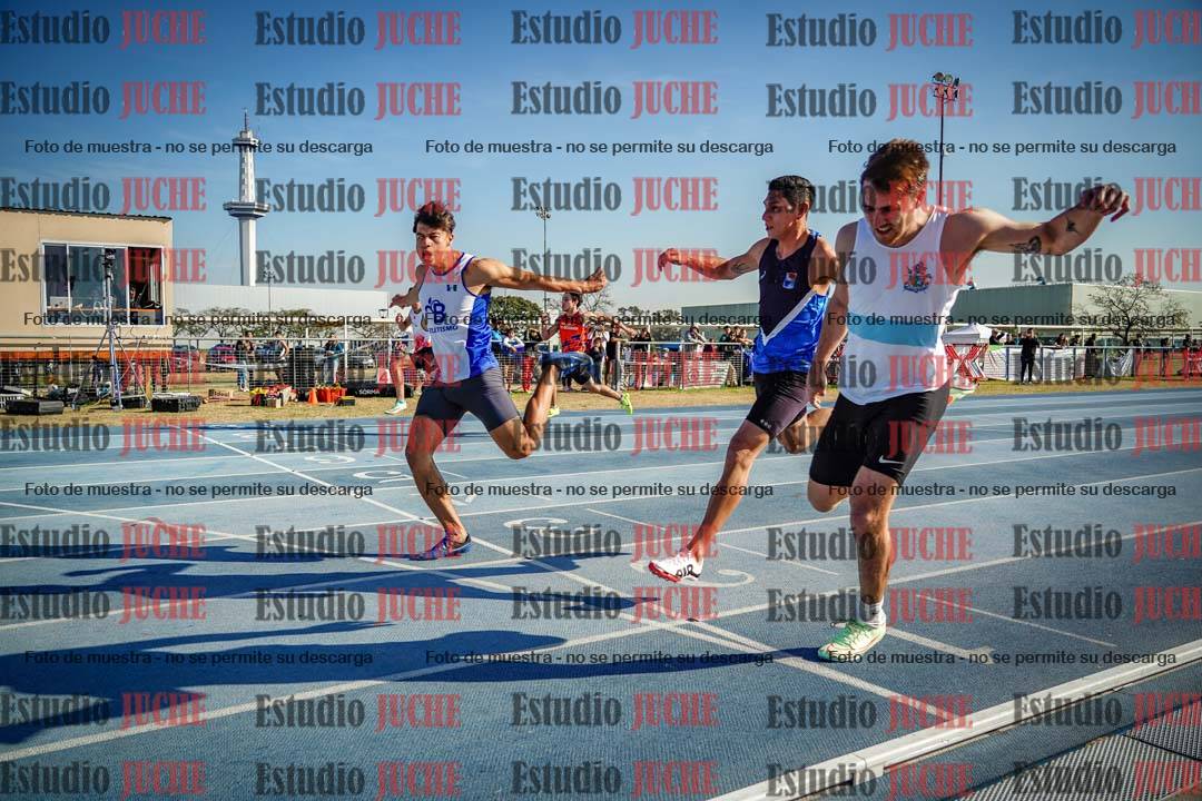 Fotos de los 100 m llanos de varones