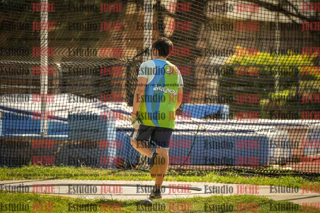 Fotos del lanzamiento de martillo de varones