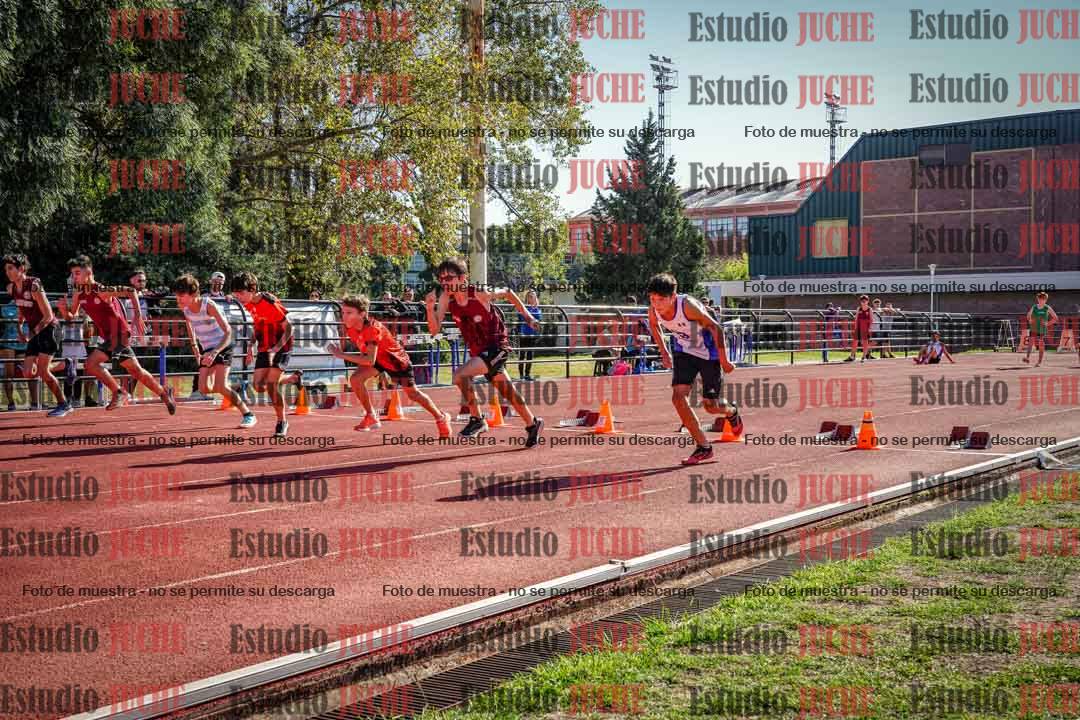 Fotos de los 80 m llanos de varones