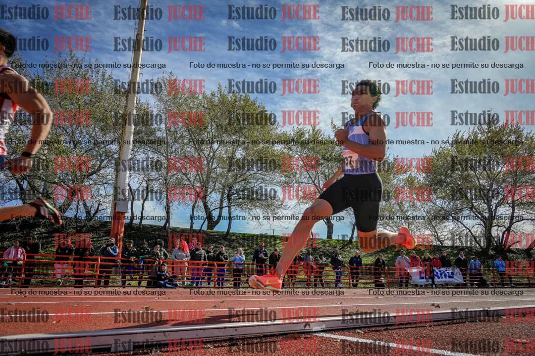 Fotos de los 200 m llanos de varones