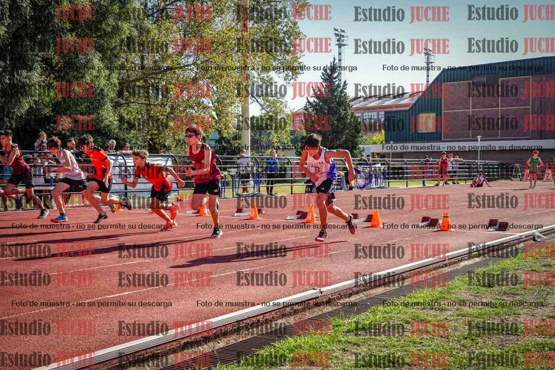 Fotos de los 80 m llanos de varones
