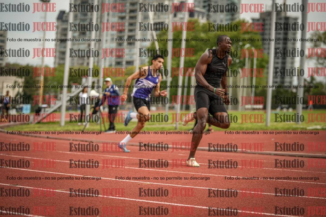 Fotos de los 200 m llanos de varones