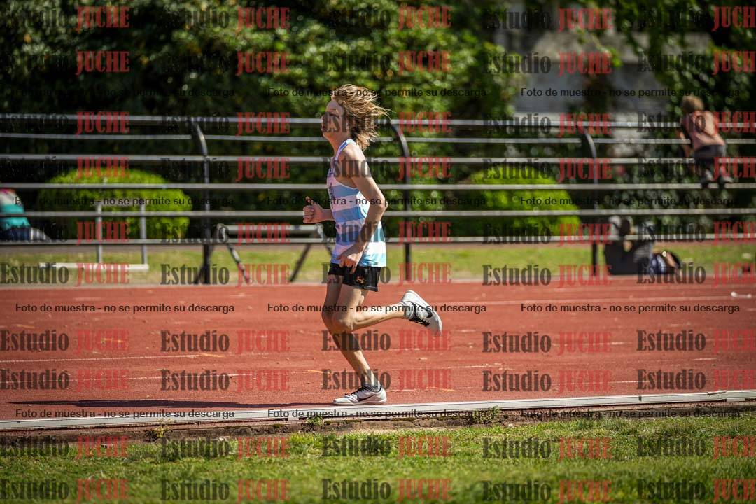 Fotos de los 2400 m de varones