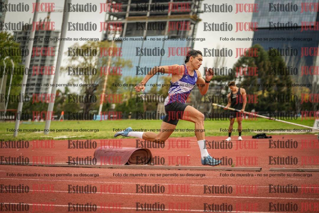Fotos de los 200 m llanos de varones