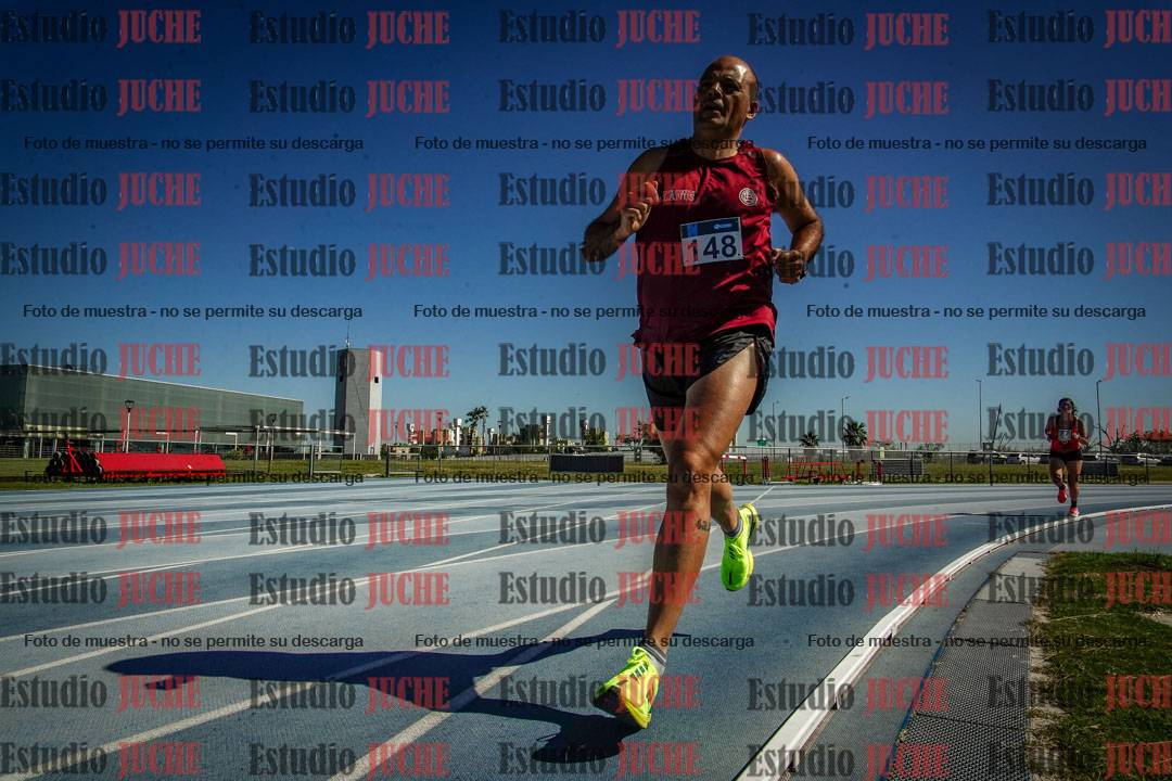 Fotos de los 5000 m de mujeres y varones - serie 2