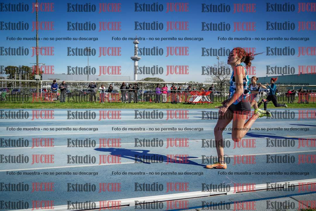 Fotos de los 100 m llanos de mujeres - U17