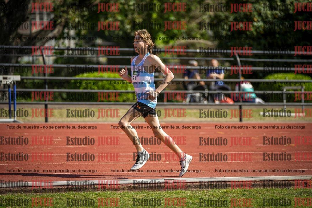 Fotos de los 2400 m de varones