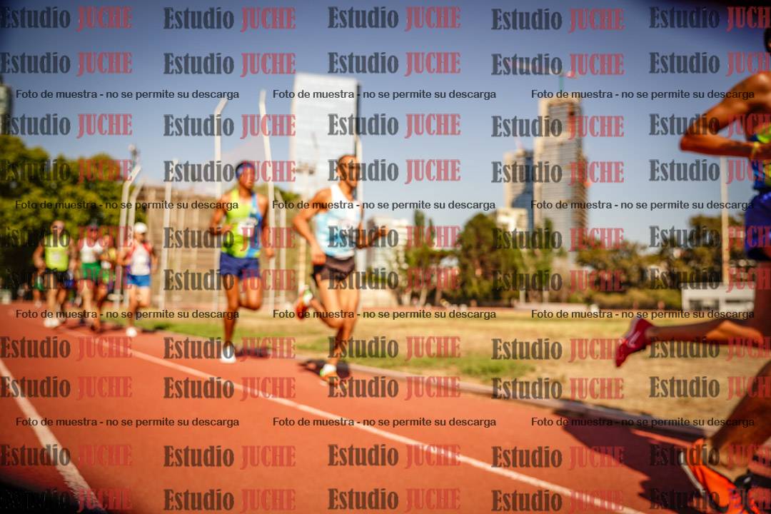 Fotos de los 3000 m llanos de varones