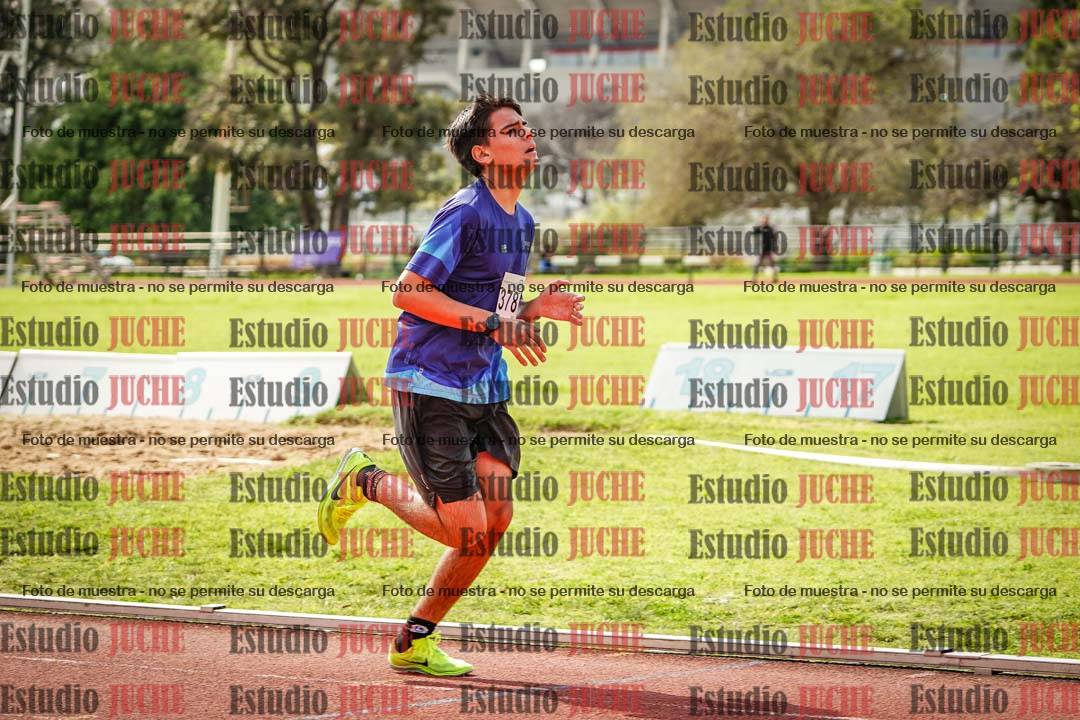 Fotos de los 1500 m con obstáculos de varones