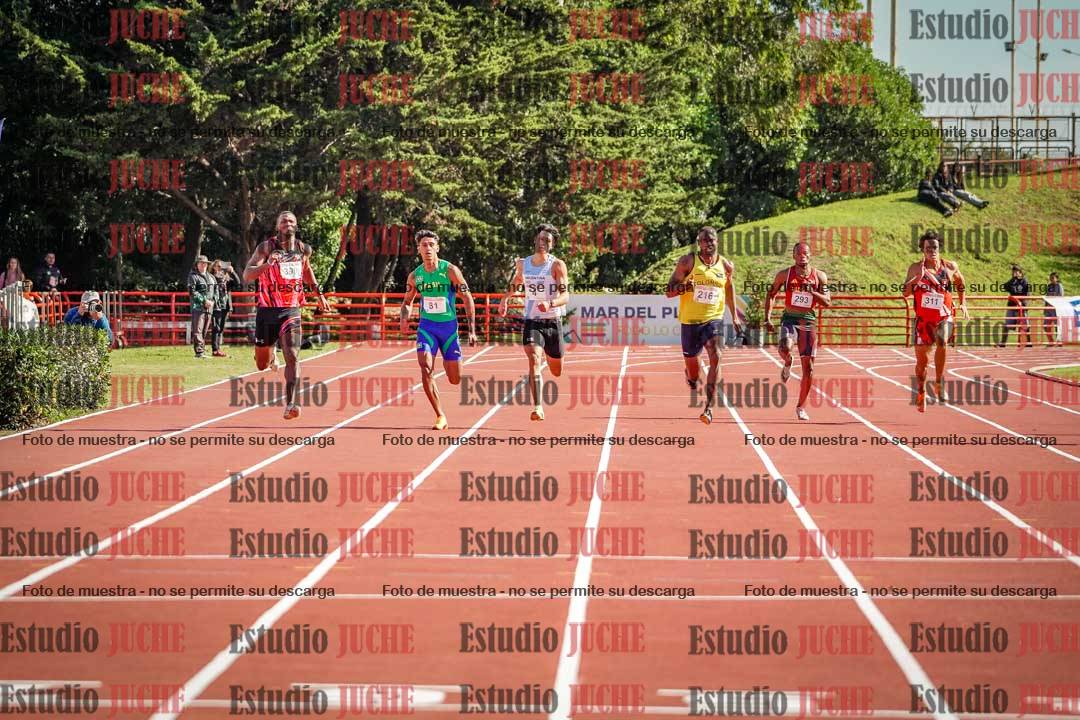 Fotos de los 200 m llanos de varones