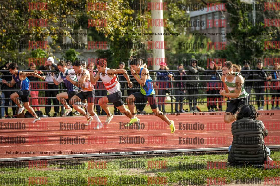 Fotos de los 100 m llanos de varones