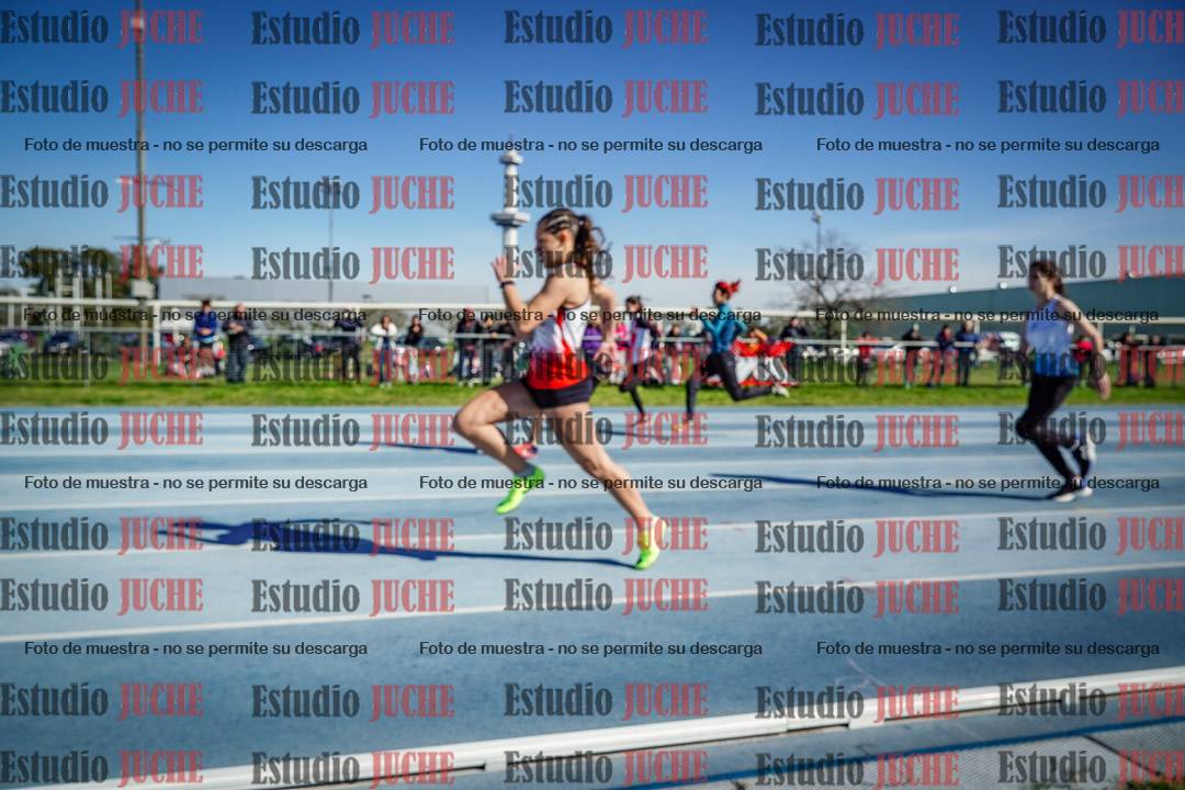 Fotos de los 100 m llanos de mujeres - U17